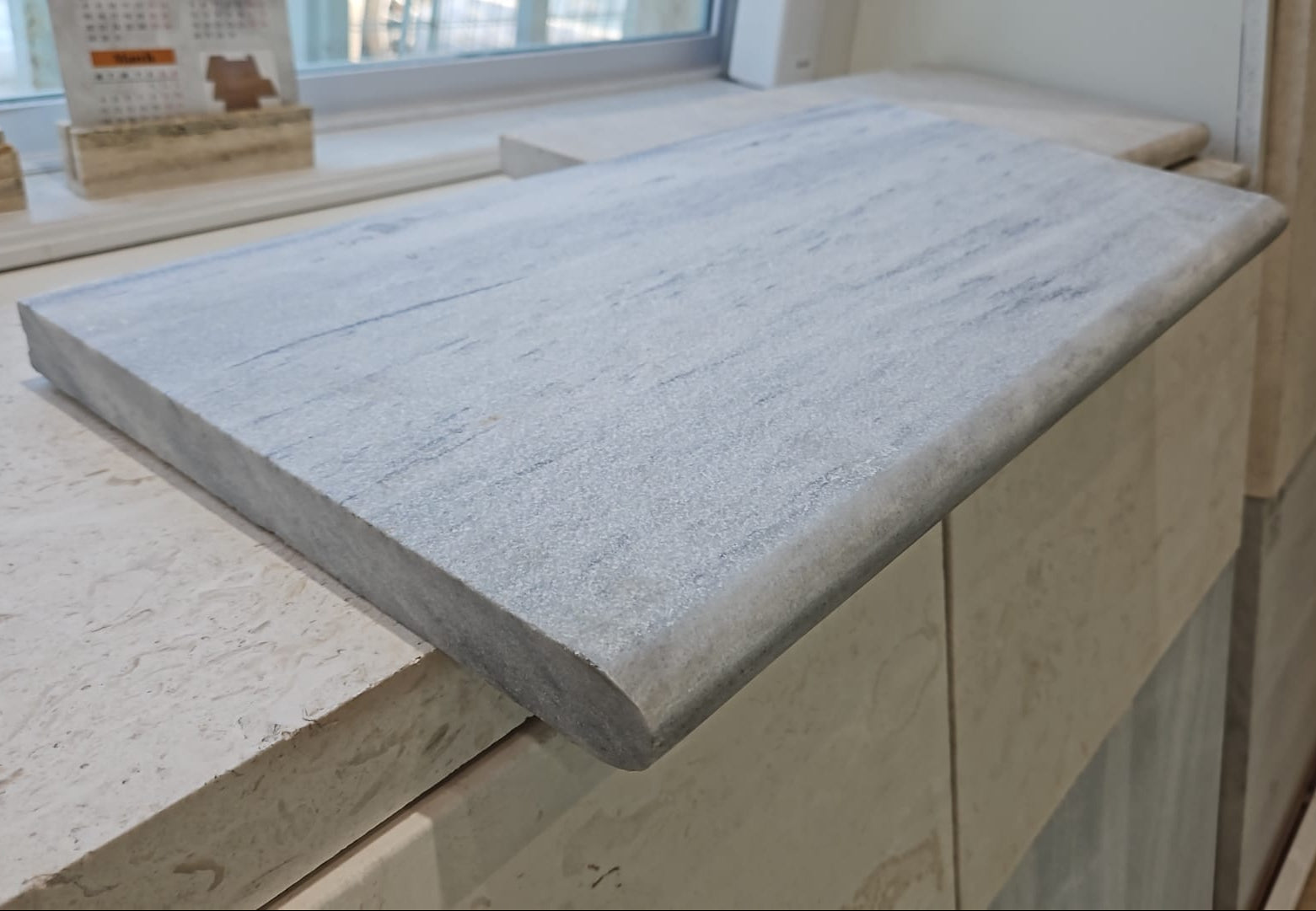 Solto White Marble Leathered Pool Coping